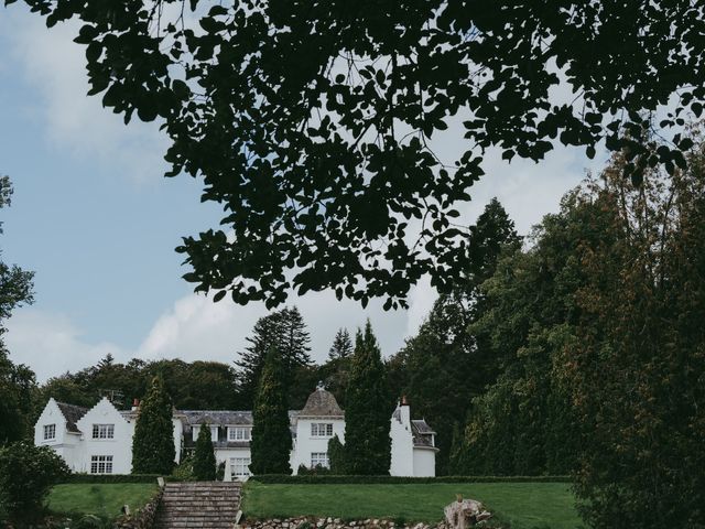 Hannah and Bunty&apos;s Wedding in Culloden Inverness, Inverness 70