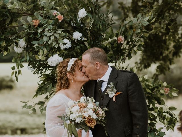 Roger and Lisa's Wedding in Banchory, Aberdeen &amp; Deeside 16