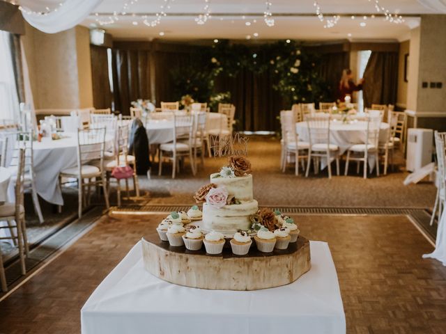 Roger and Lisa's Wedding in Banchory, Aberdeen &amp; Deeside 37