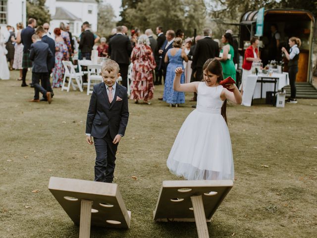 Roger and Lisa's Wedding in Banchory, Aberdeen &amp; Deeside 23