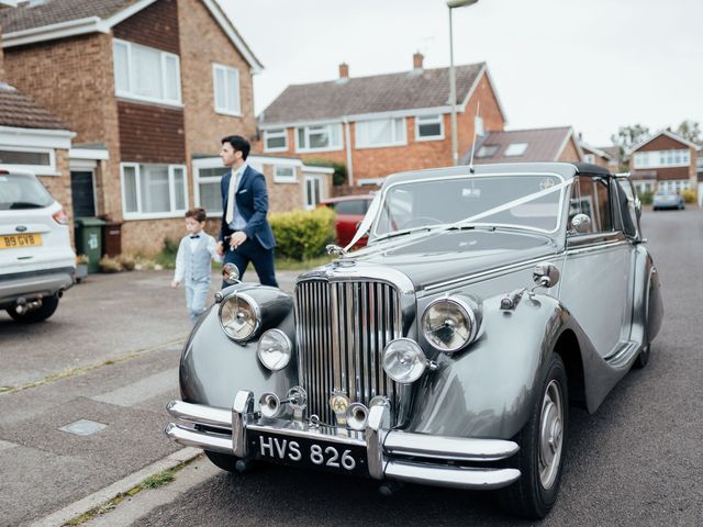 Adam and Olivia&apos;s Wedding in Wantage, Oxfordshire 5