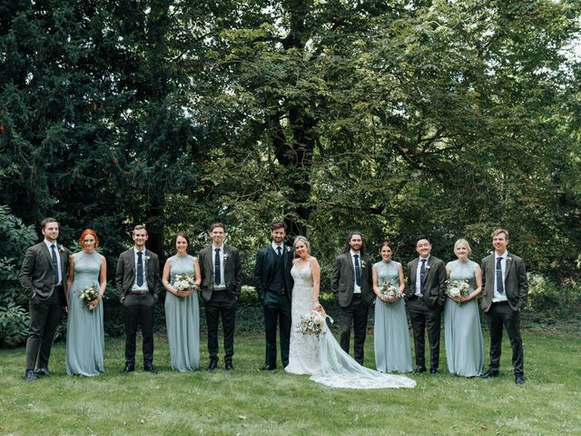 Adam and Olivia&apos;s Wedding in Wantage, Oxfordshire 17