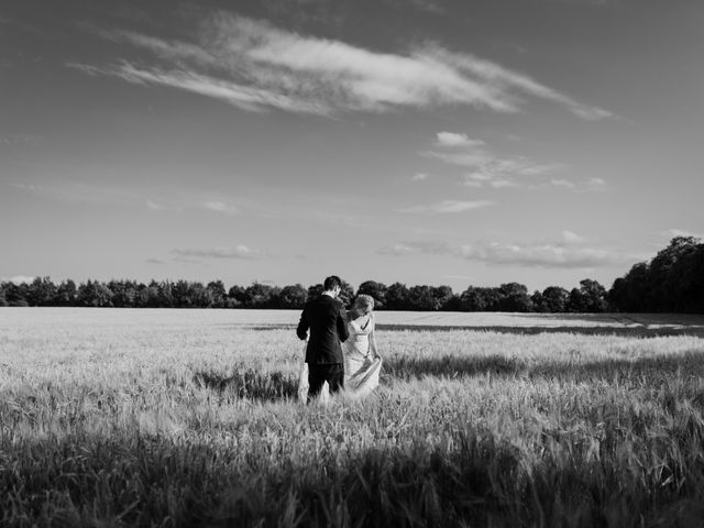 Adam and Olivia&apos;s Wedding in Wantage, Oxfordshire 28