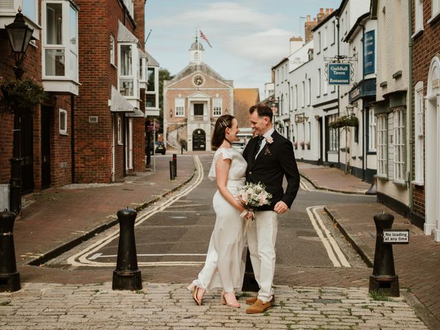 Will and Amy&apos;s Wedding in Poole, Dorset 18