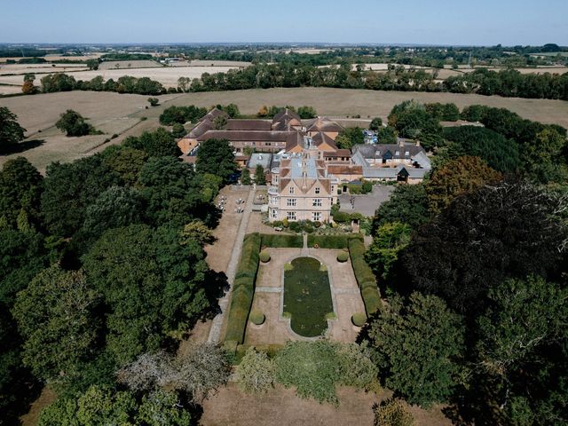 Brian and Shami's Wedding in Milton Keynes, Buckinghamshire 3