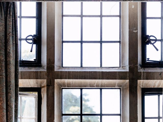 Brian and Shami's Wedding in Milton Keynes, Buckinghamshire 6