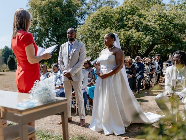 Brian and Shami's Wedding in Milton Keynes, Buckinghamshire 25