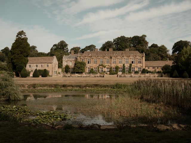 Henry and Aimee's Wedding in Yeovil, Somerset 3