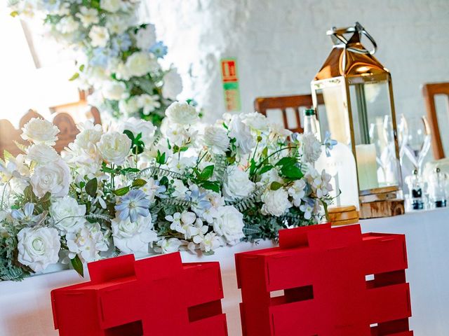 Tracy and Peter's Wedding in Reading, Berkshire 13