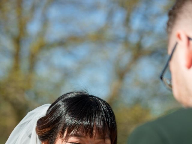 Tracy and Peter's Wedding in Reading, Berkshire 30