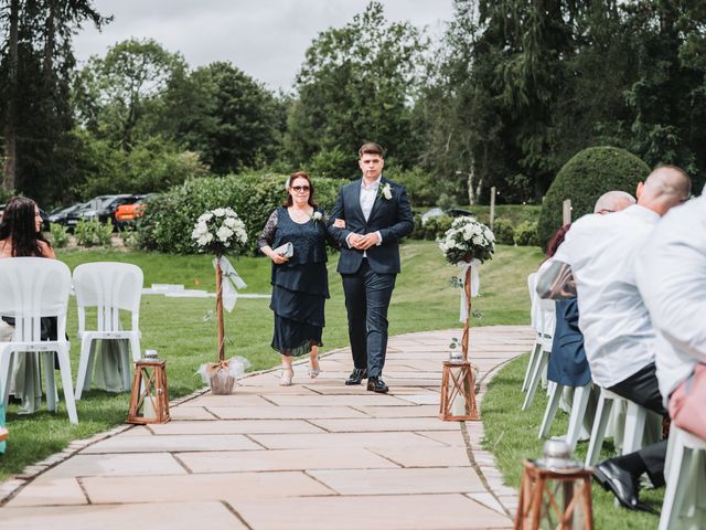 Michael and Peach&apos;s Wedding in Hereford, Herefordshire 11