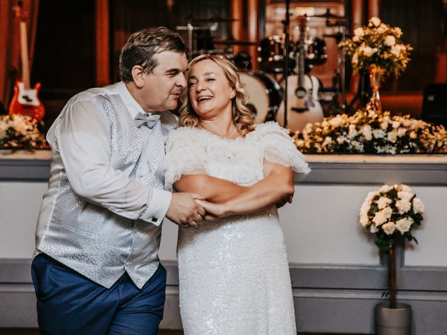Edward and Victoria's Wedding in Tunbridge Wells, Kent 20