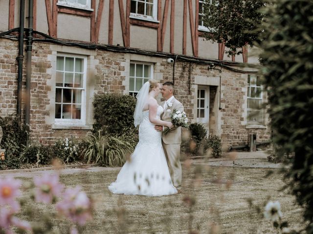 Joane and Chris&apos;s Wedding in Gloucester, Gloucestershire 12