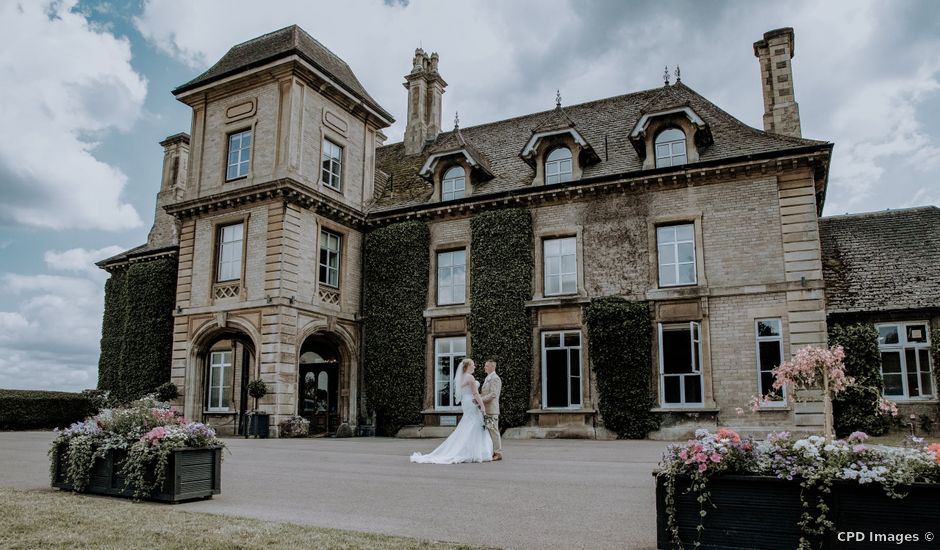 Joane and Chris's Wedding in Gloucester, Gloucestershire