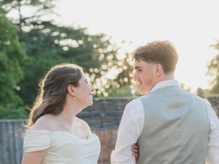 Holly &amp; Oli's wedding 3