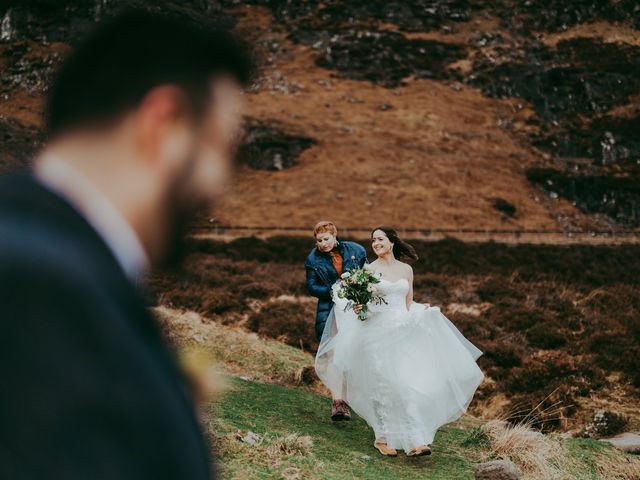 Laura and Angel&apos;s Wedding in Glencoe, Argyll 37