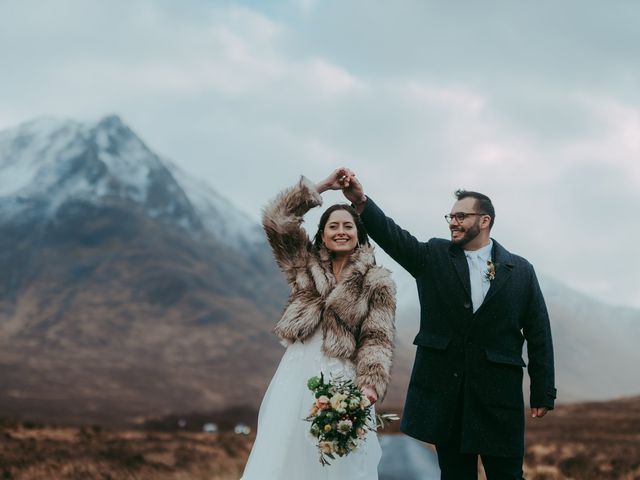 Laura and Angel&apos;s Wedding in Glencoe, Argyll 98