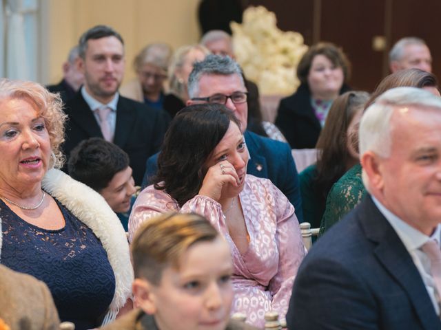 Shaun and Joanna&apos;s Wedding in Quorn, Leicestershire 31