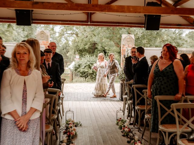 Shannon and Sarah&apos;s Wedding in Loughborough, Leicestershire 12