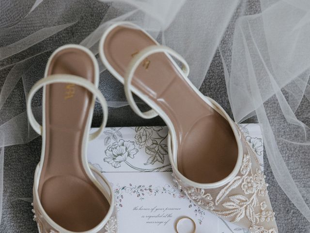 Nicolae and Catalina's Wedding in Swindon, Wiltshire 10