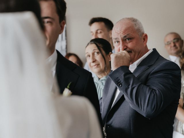 Nicolae and Catalina's Wedding in Swindon, Wiltshire 32