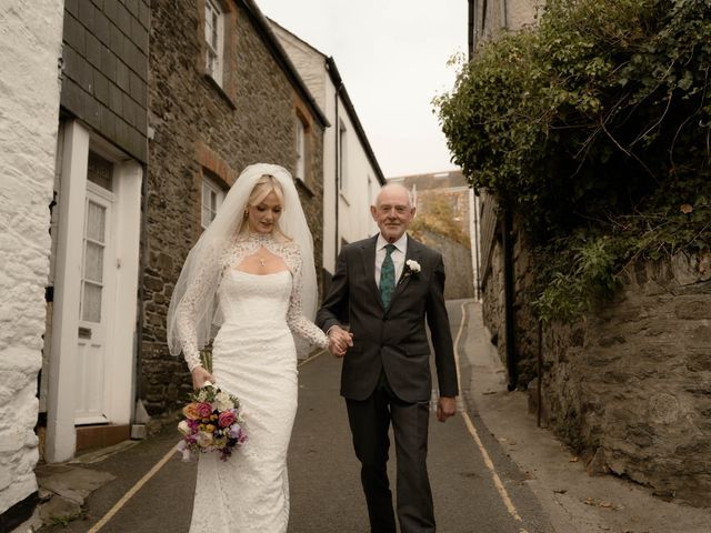 Mikki and James's Wedding in Fowey, Cornwall 14