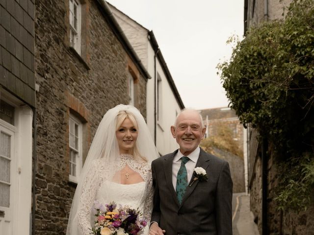 Mikki and James's Wedding in Fowey, Cornwall 15