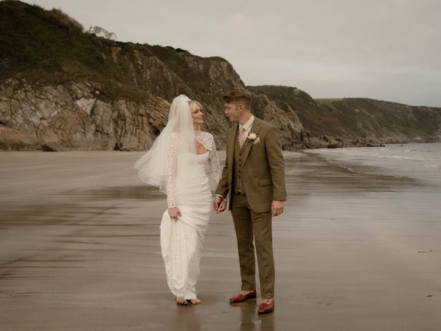 Mikki and James's Wedding in Fowey, Cornwall 54