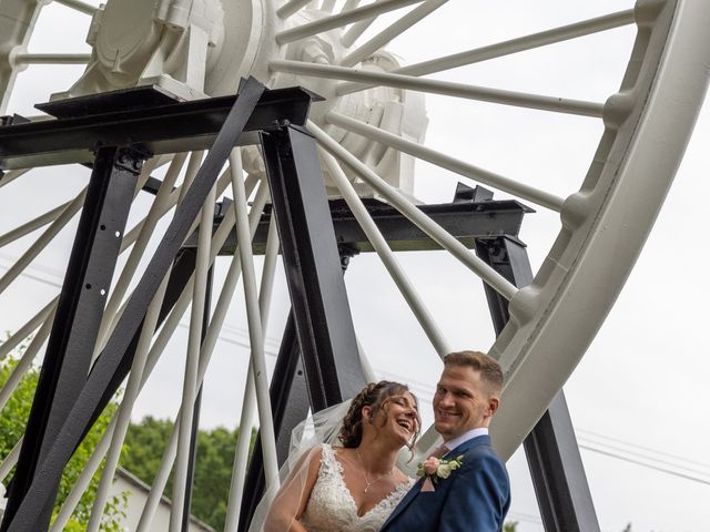 Steven and Rebecca&apos;s Wedding in Cannock, Staffordshire 30