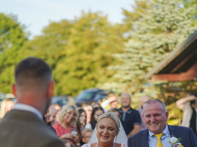 Nicole and Simon&apos;s Wedding in Northampton, Northamptonshire 25