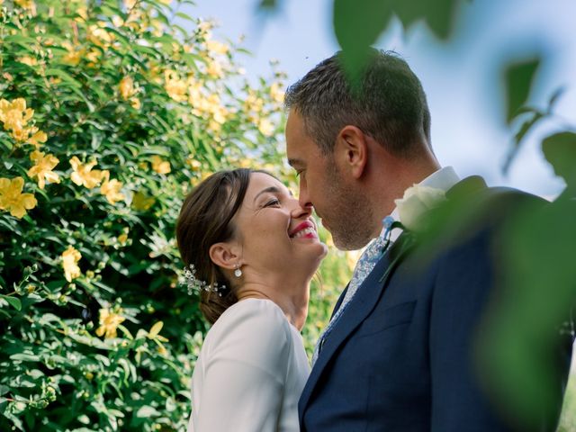 John and Claire&apos;s Wedding in Welwyn Garden City, Hertfordshire 9