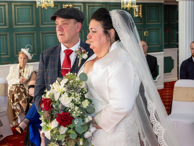 Henry and Irene's Wedding in Kirkcaldy, Fife &amp; Angus 8