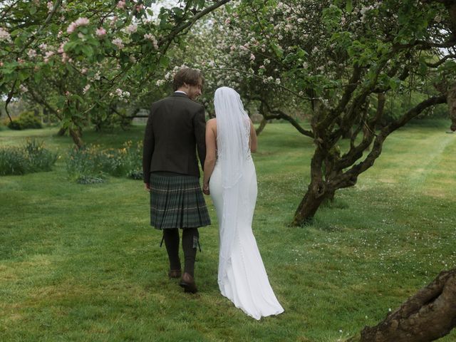 Steve and Laura's Wedding in St Andrews, Fife &amp; Angus 1
