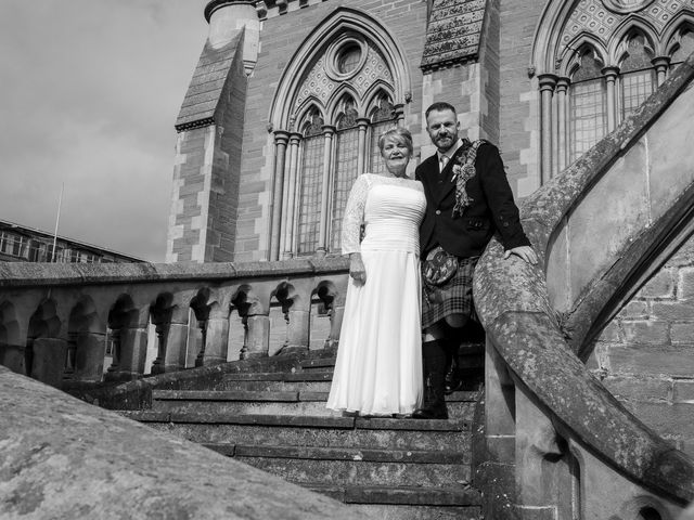 Neil and Jackie's Wedding in Dundee, Fife &amp; Angus 1