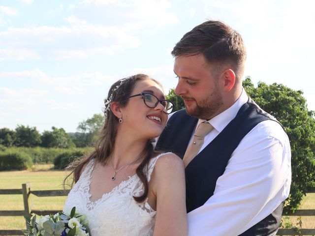 Melissa and Matt&apos;s Wedding in Kirby Muxloe, Leicestershire 69