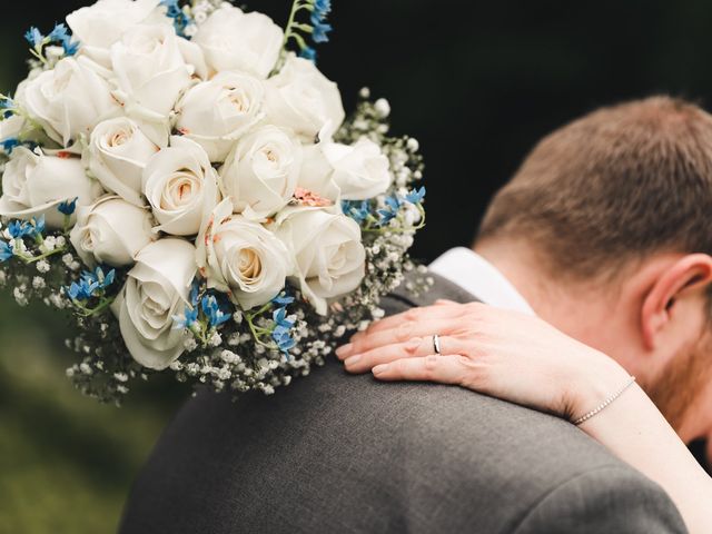 Maria and Mark&apos;s Wedding in Peterborough, Cambridgeshire 7