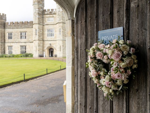 Darren and Natalie&apos;s Wedding in Maidstone, Kent 16