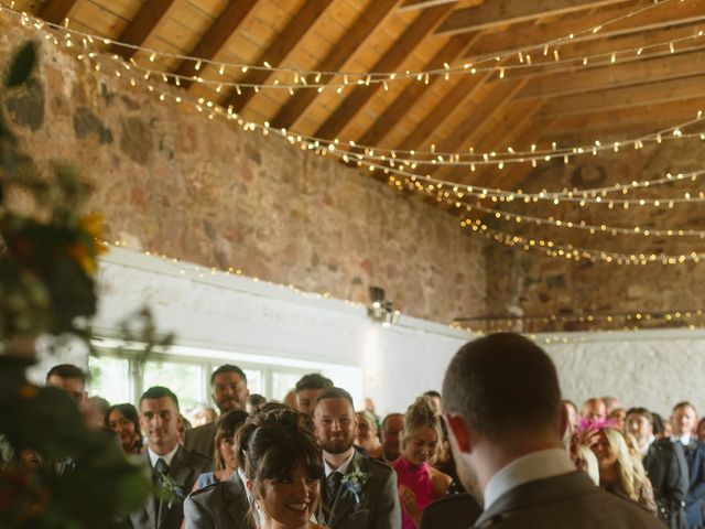 Craig and Leonie's Wedding in St Andrews, Fife &amp; Angus 10