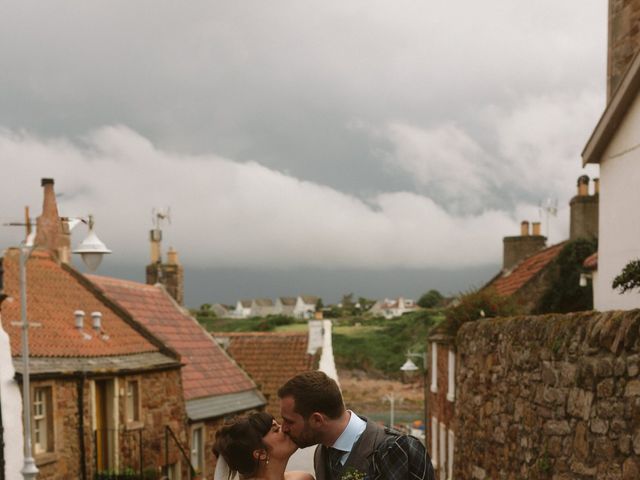 Craig and Leonie's Wedding in St Andrews, Fife &amp; Angus 19