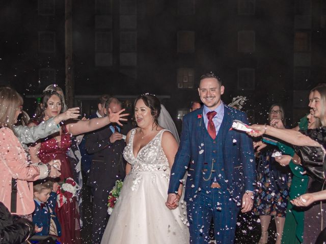 Andy and Liander's Wedding in Ellesmere Port, Cheshire 5