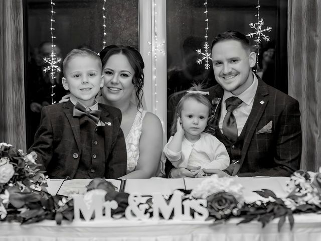 Andy and Liander's Wedding in Ellesmere Port, Cheshire 6
