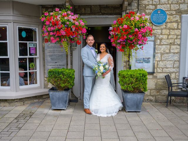 Oliver and Sophie&apos;s Wedding in Cowbridge, Vale Of Glamorgan 18