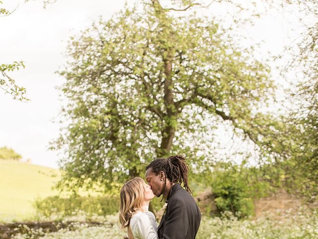 Kirsty and Michael&apos;s Wedding in Cheltenham, Gloucestershire 15