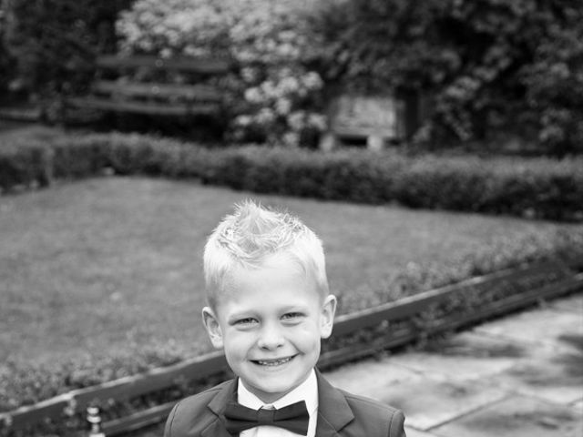 Steven and Jade&apos;s Wedding in Sheffield, South Yorkshire 14