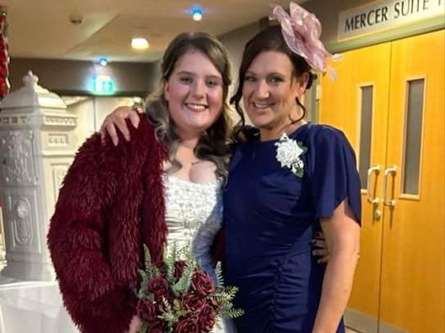 Craig and Rebekah's Wedding in Ellesmere Port, Cheshire 3