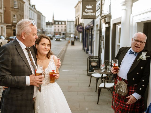 Sarah and Laurence&apos;s Wedding in Scottish Borders, Lothian &amp; Borders 6