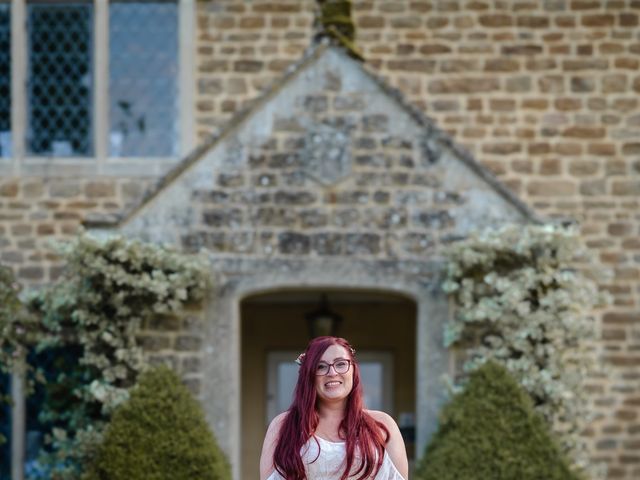 Matthew and Erica&apos;s Wedding in Chippenham, Wiltshire 7