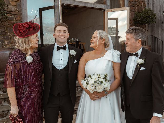 Jay and Jessie's Wedding in Cullompton, Devon 15