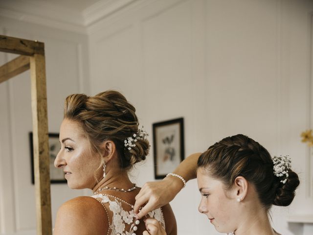 Hayley and Ashley's Wedding in Salisbury, Wiltshire 15