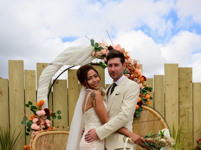 Thomas and Loesye&apos;s Wedding in Lewes, East Sussex 5